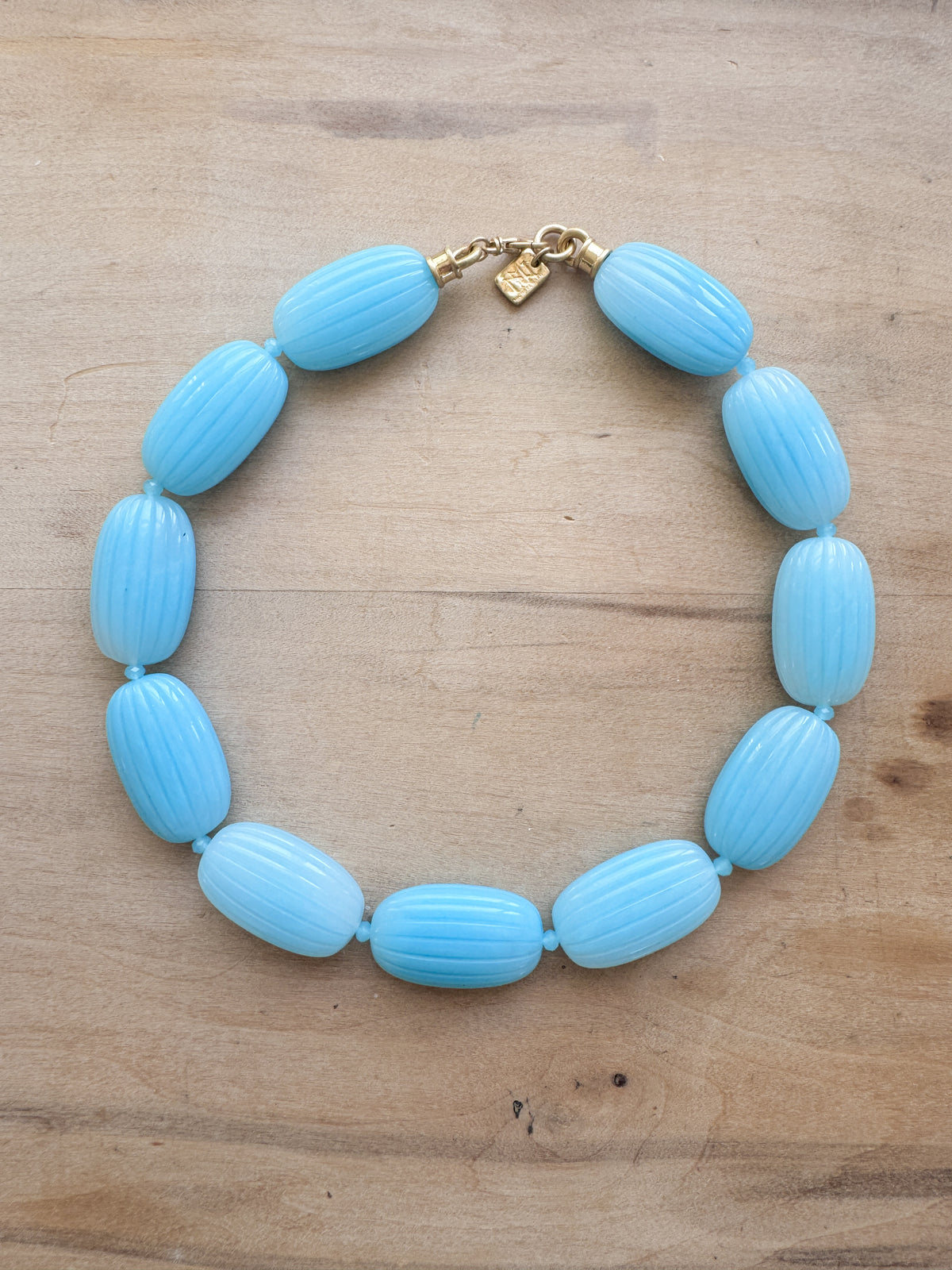 turquoise grooved resin