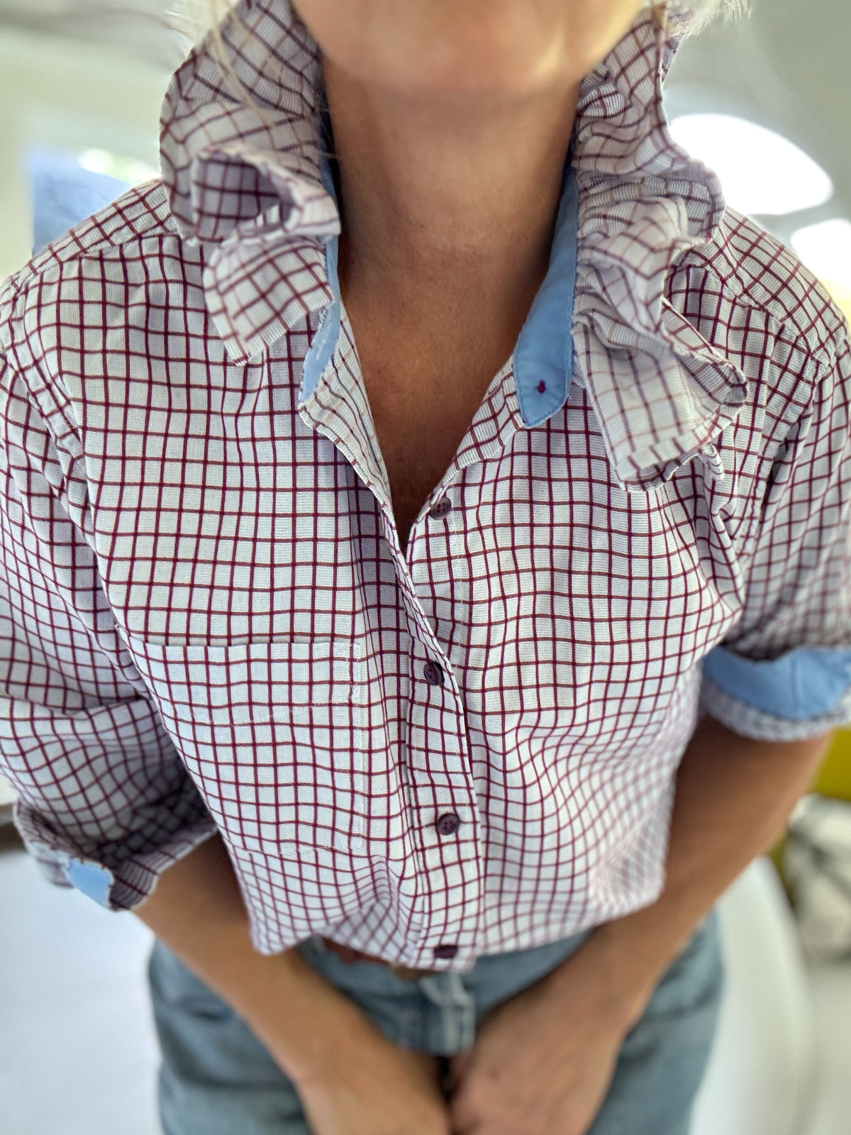 red + blue check