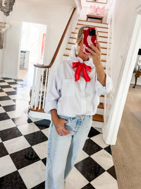 blue stripe + red bow