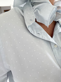 grey dot