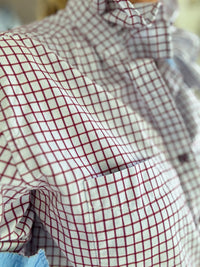 red + blue check